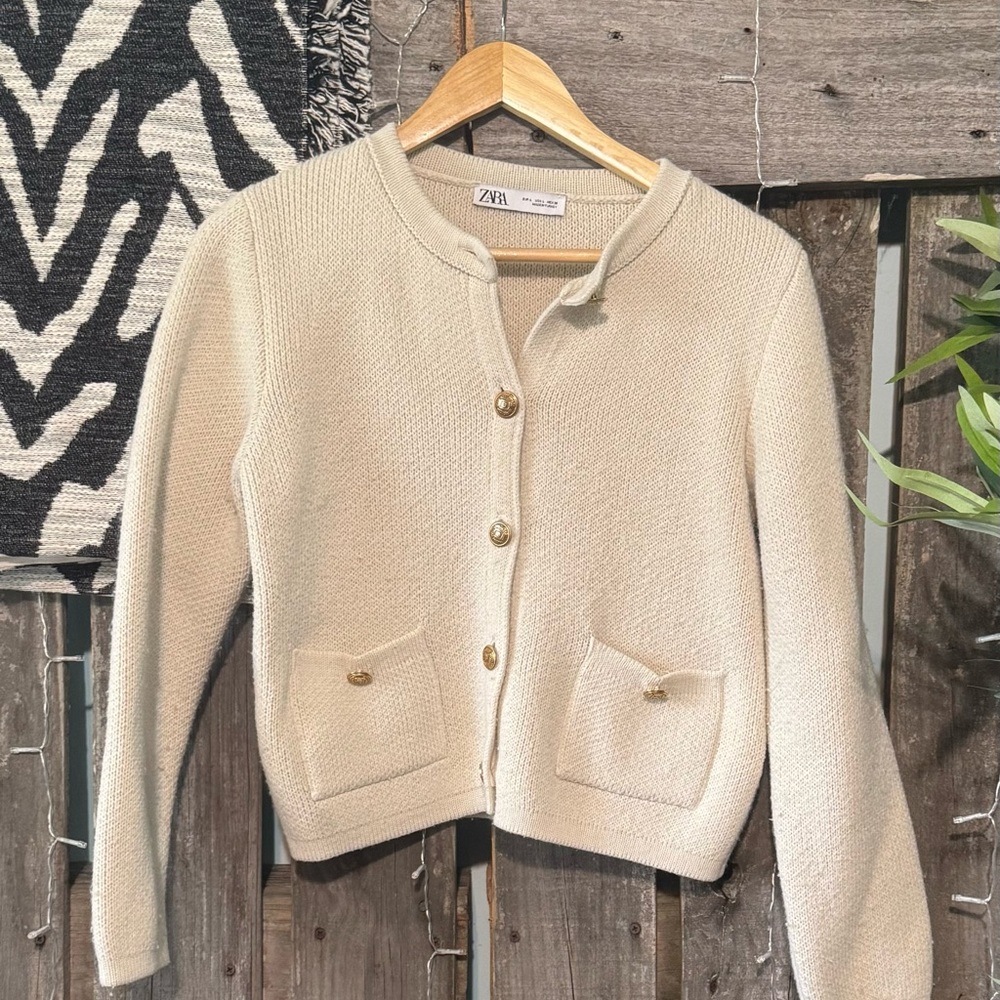 Zara Cream Cardigan Sweater
